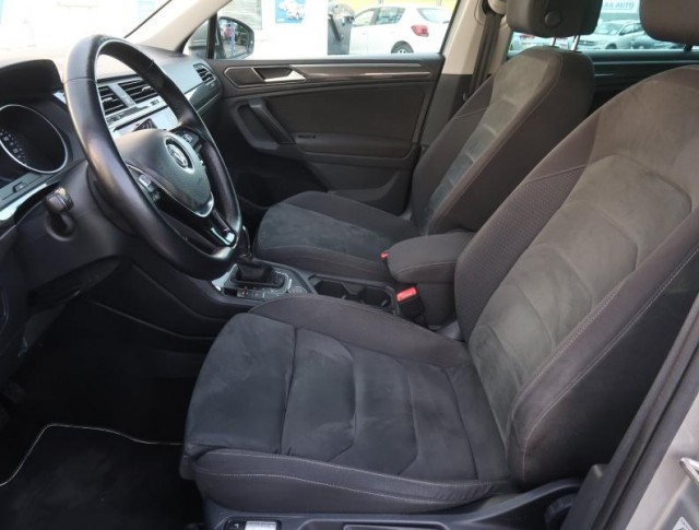 Volkswagen Tiguan  2.0 TSI R-Line