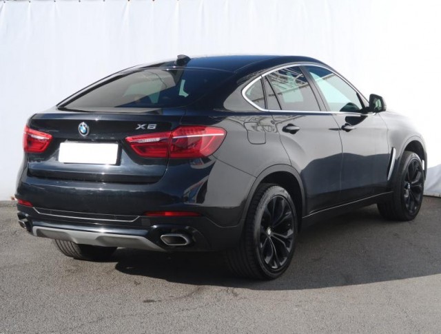 BMW X6  xDrive40d 
