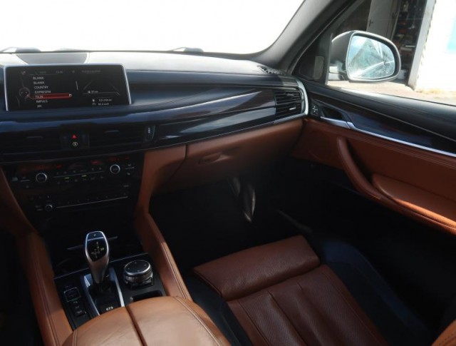 BMW X6  xDrive40d 