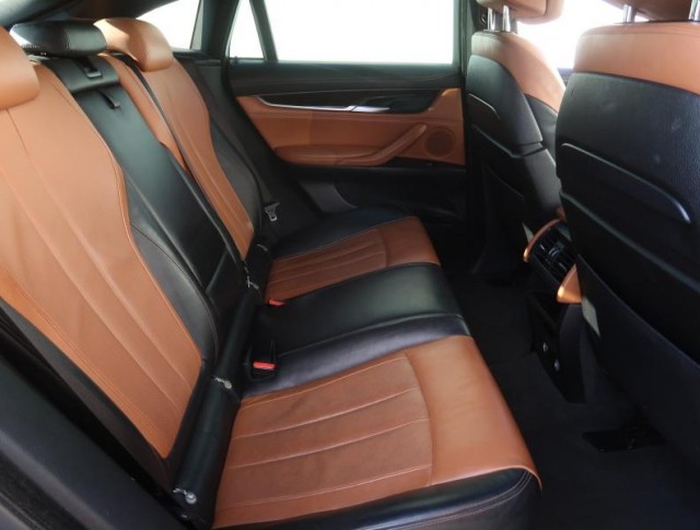 BMW X6  xDrive40d 