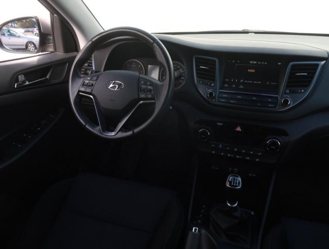 Hyundai Tucson  1.7 CRDi 