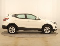 Nissan Qashqai  1.3 DIG-T 