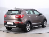 Kia Sportage  2.0 CRDi 