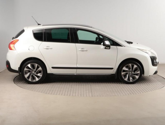 Peugeot 3008  2.0 HDi 