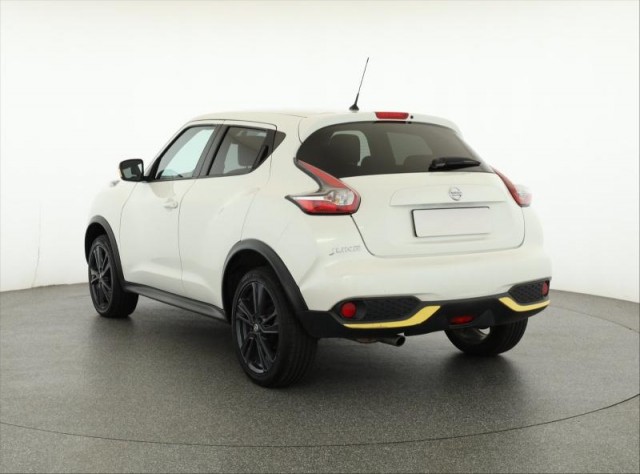 Nissan Juke  1.6 i 