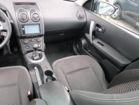 Nissan Qashqai  2.0 dCi 