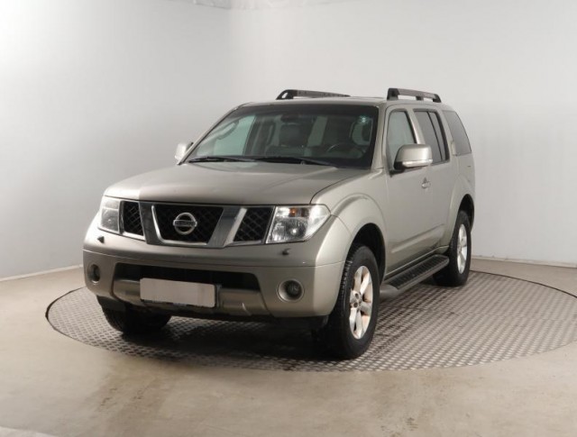 Nissan Pathfinder  2.5 dCi 