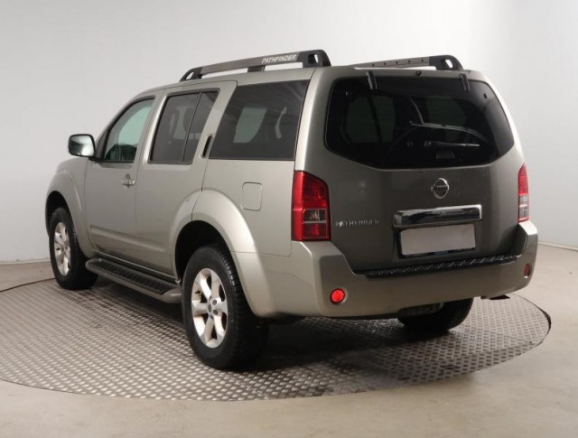 Nissan Pathfinder  2.5 dCi 