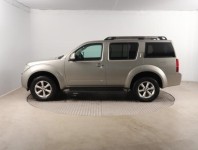 Nissan Pathfinder  2.5 dCi 