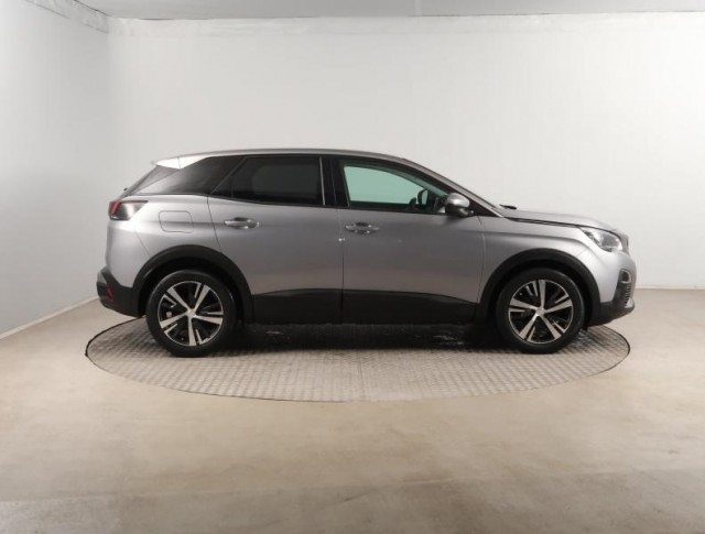 Peugeot 3008  1.6 BlueHDi 