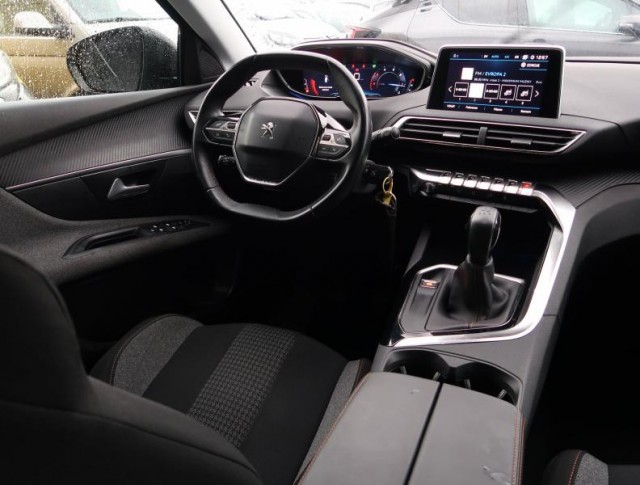 Peugeot 3008  1.6 HDi 