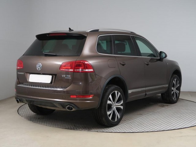 Volkswagen Touareg  3.0 TDI 