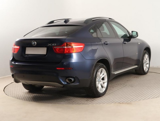 BMW X6  xDrive40d 