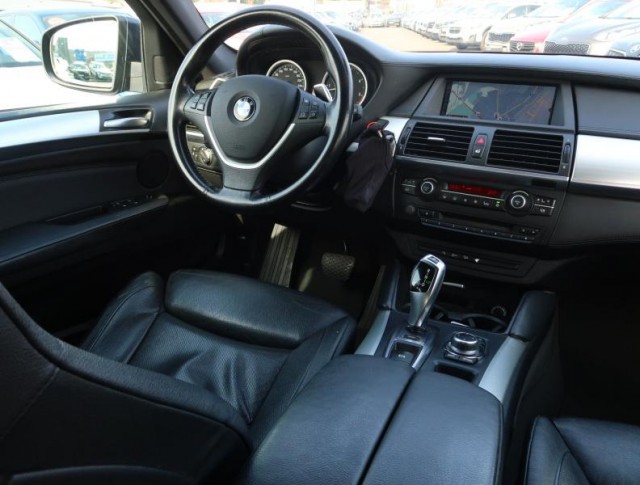 BMW X6  xDrive40d 