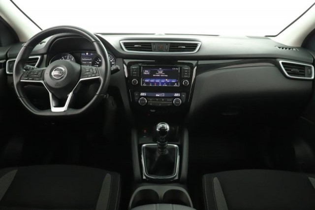 Nissan Qashqai  1.3 DIG-T 