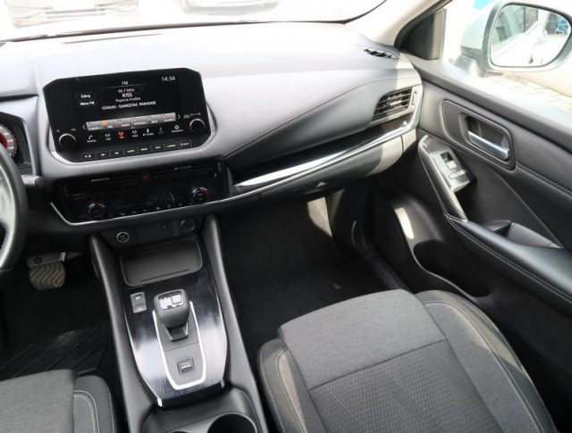 Nissan Qashqai  1.3 DIG-T MHEV 