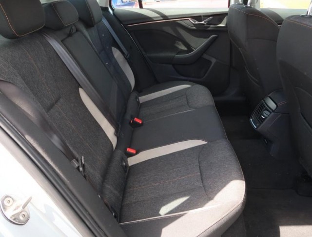 Škoda Kamiq  1.0 TSI Style