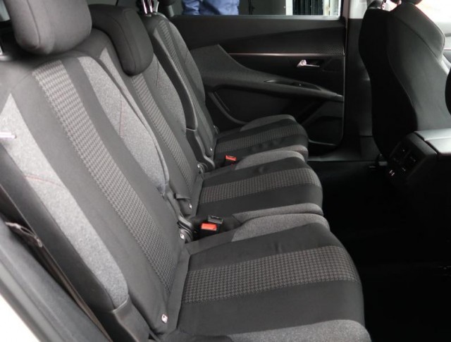 Peugeot 5008  1.5 BlueHDi Active