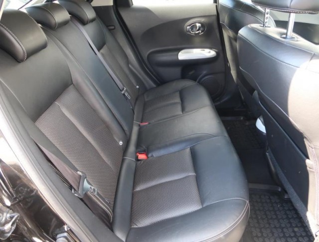 Nissan Juke  1.6 i 