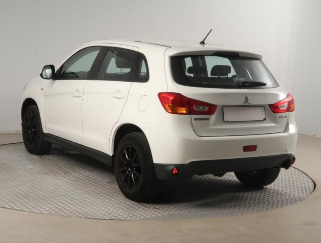 Mitsubishi ASX  1.6 MIVEC 