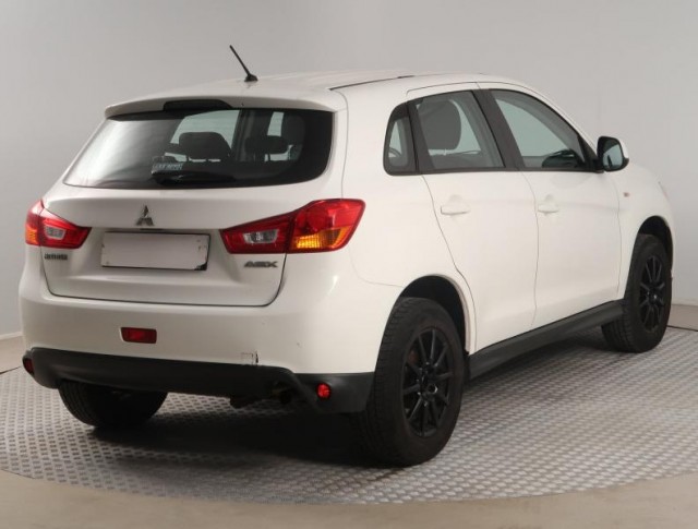 Mitsubishi ASX  1.6 MIVEC 
