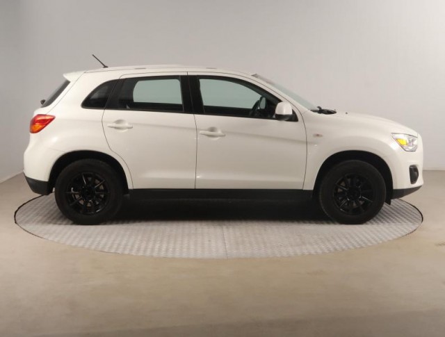 Mitsubishi ASX  1.6 MIVEC 