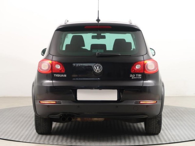 Volkswagen Tiguan  2.0 TSI R-Line