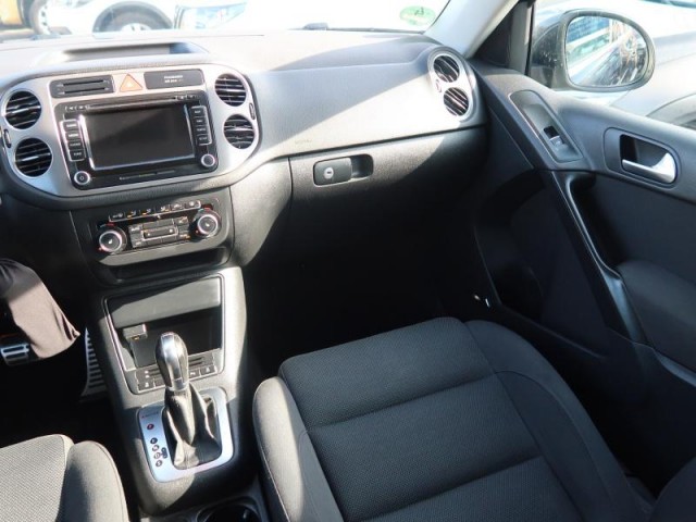 Volkswagen Tiguan  2.0 TSI R-Line