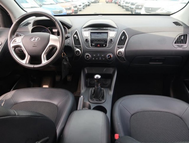 Hyundai ix35  2.0 CVVT 