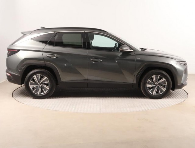 Hyundai Tucson  1.6 T-GDI 48V MHEV Smart