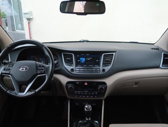 Hyundai Tucson  1.7 CRDi 