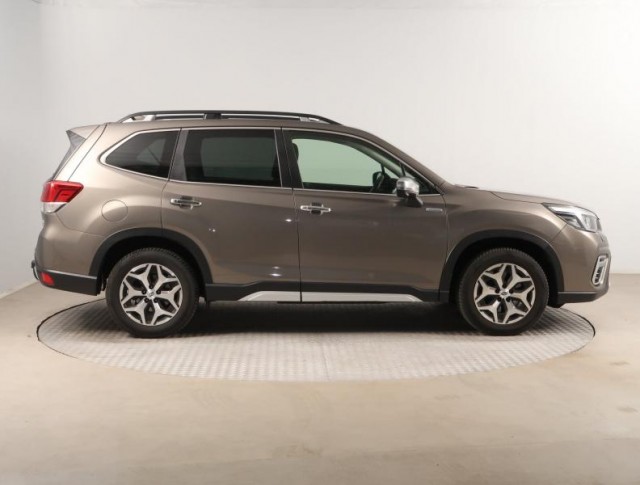 Subaru Forester  2.0 e-Boxer MHEV 