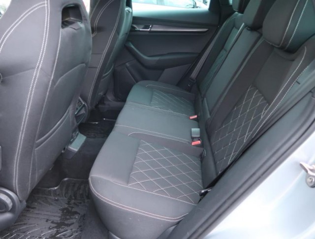 Škoda Karoq  1.5 TSI Sportline