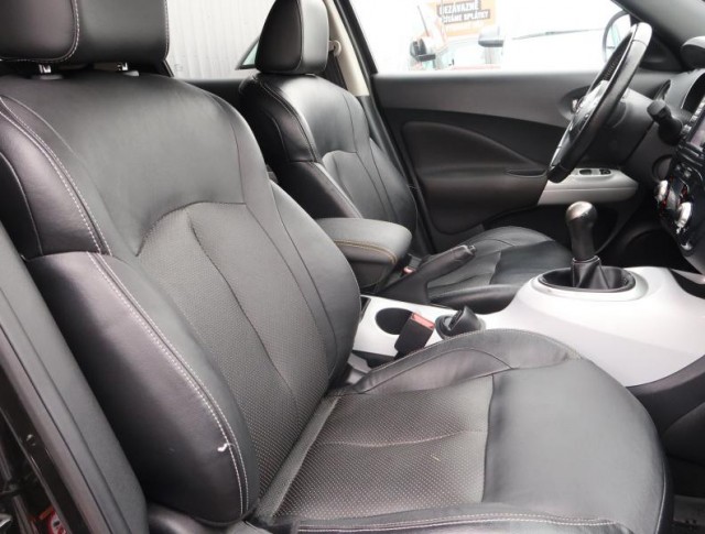 Nissan Juke  1.6 i 
