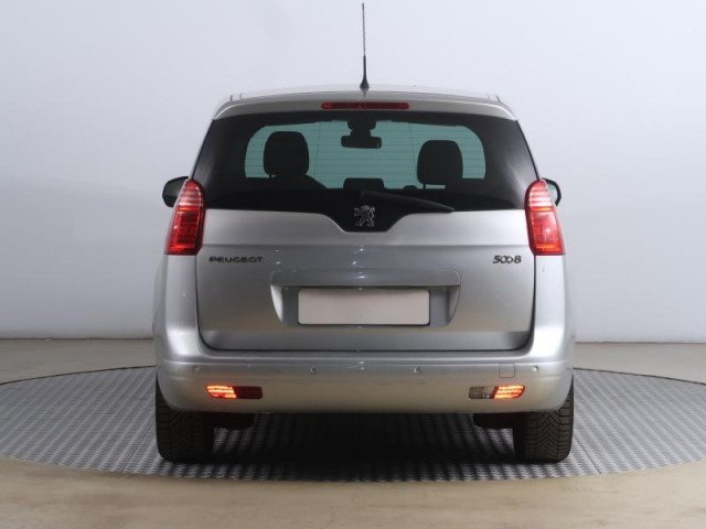 Peugeot 5008  2.0 BlueHDi 