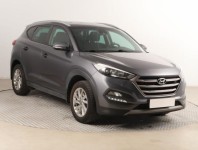 Hyundai Tucson  1.7 CRDi Trikolor