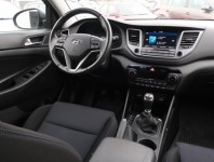 Hyundai Tucson  1.7 CRDi Trikolor