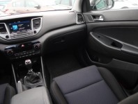 Hyundai Tucson  1.7 CRDi Trikolor