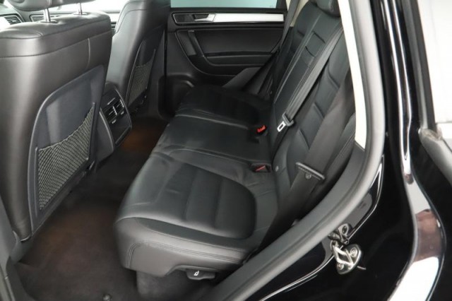Volkswagen Touareg  3.0 TDI 