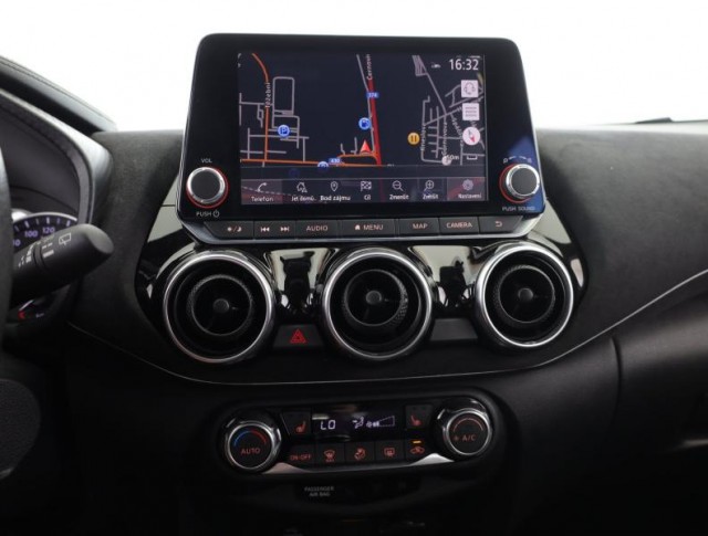 Nissan Juke  1.0 DIG-T 