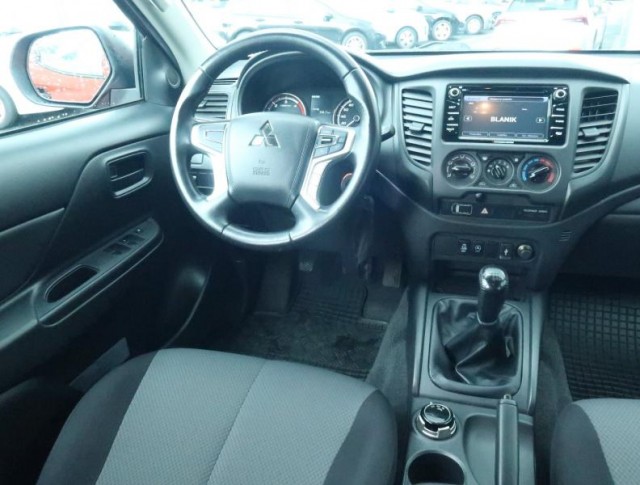 Mitsubishi L200  2.2 DI-D 