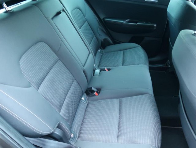 Kia Sportage  1.7 CRDi 