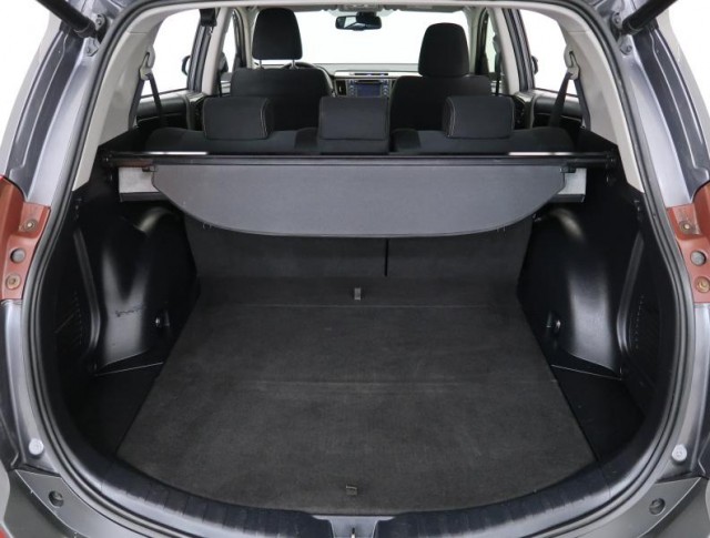 Toyota RAV 4  2.0 VVT-i 