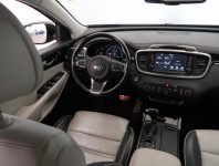 Kia Sorento  2.2 CRDi 