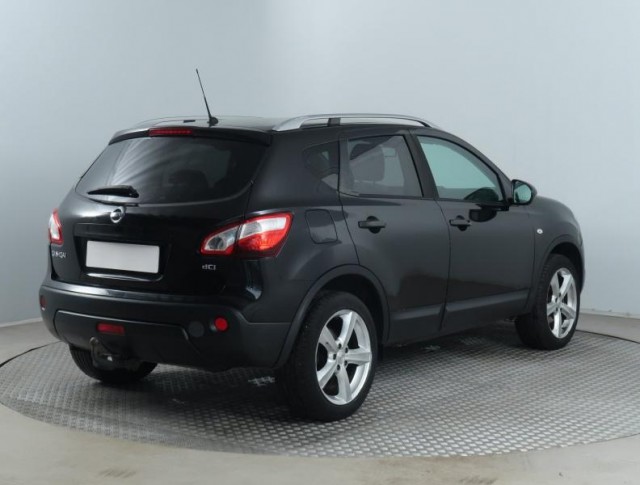 Nissan Qashqai  2.0 dCi 