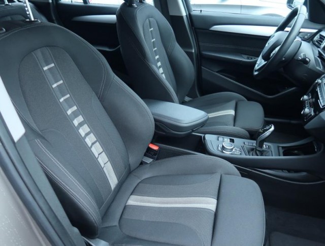 BMW X1  sDrive18i 