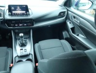 Nissan Qashqai  1.3 DIG-T 