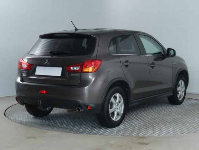 Mitsubishi ASX  1.6 MIVEC 