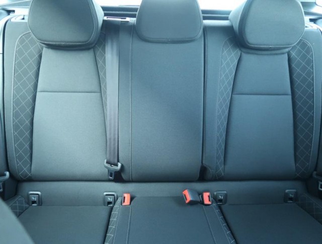 Škoda Karoq  1.5 TSI Style