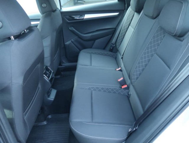 Škoda Karoq  1.5 TSI Style